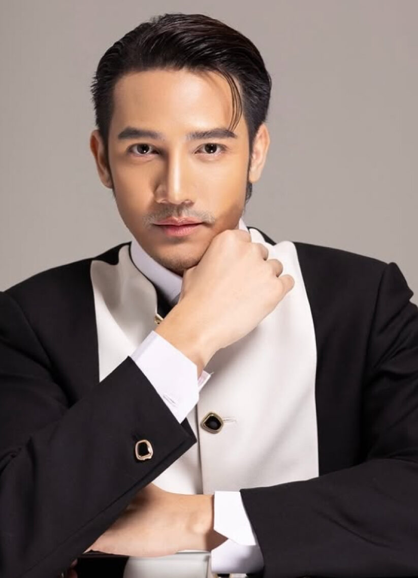 คุณรอน ดารา / นักแสดง